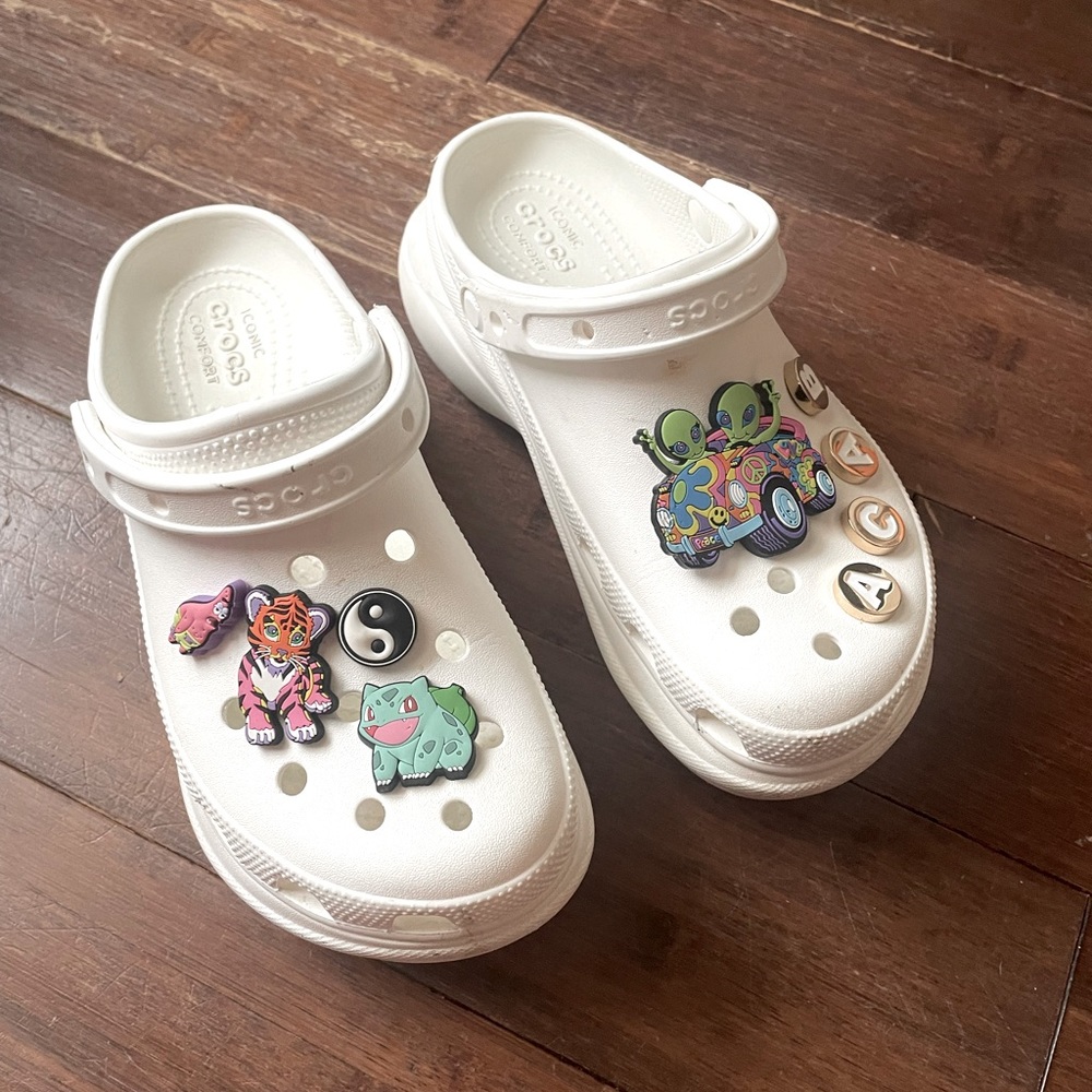 Crocs Platform Clogs Size 8 with Jibitz
